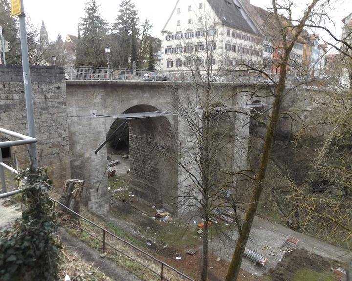 Zur Hochbrucke